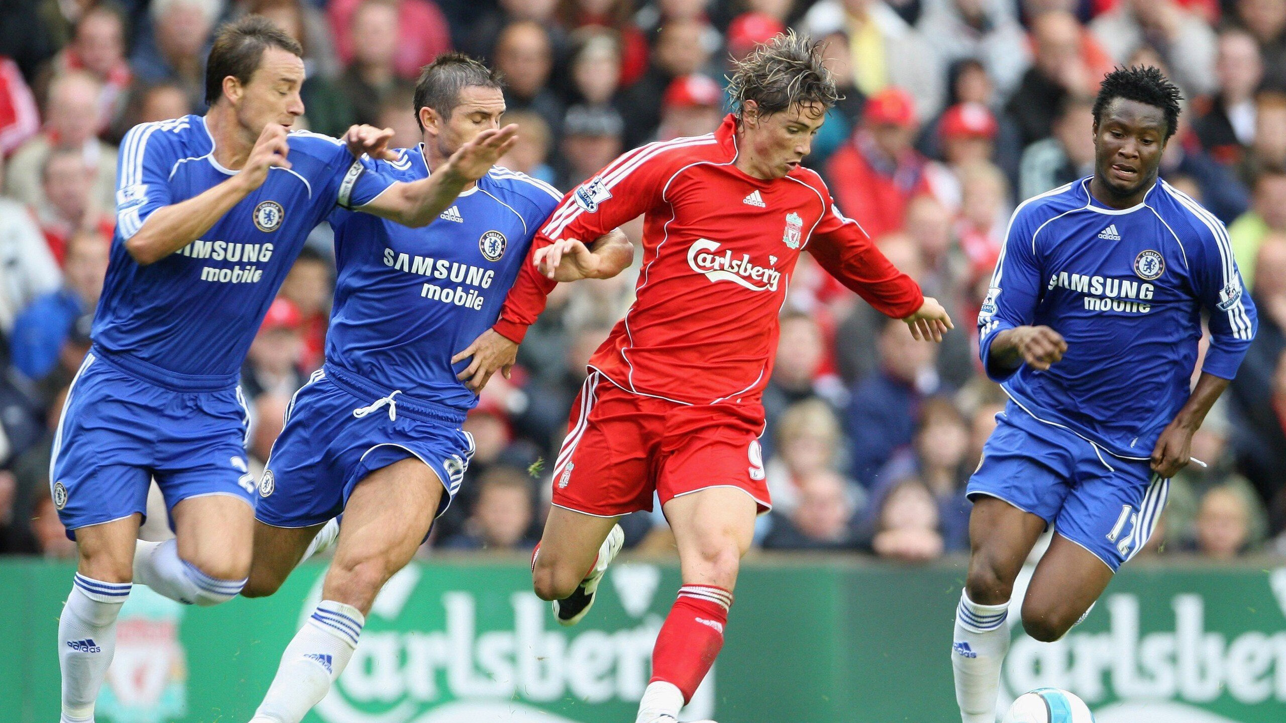 -中超联赛观众人数持续增长，球迷热情高涨，中超联赛观看人数