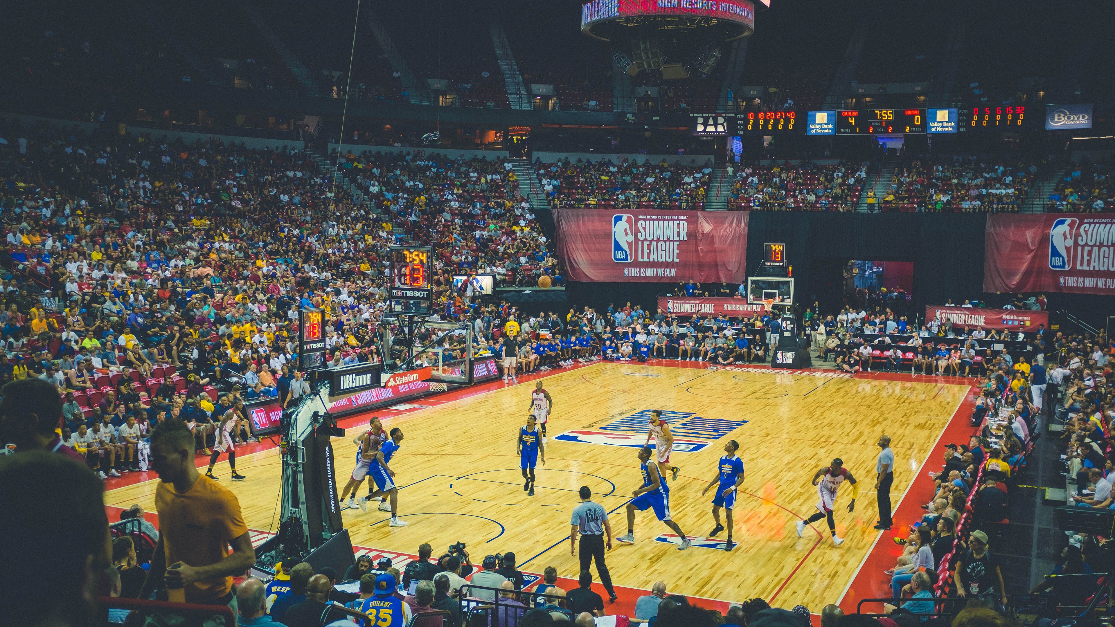 星空体育在线官网-战队季后赛争夺激烈，战队赛季后赛是干嘛的